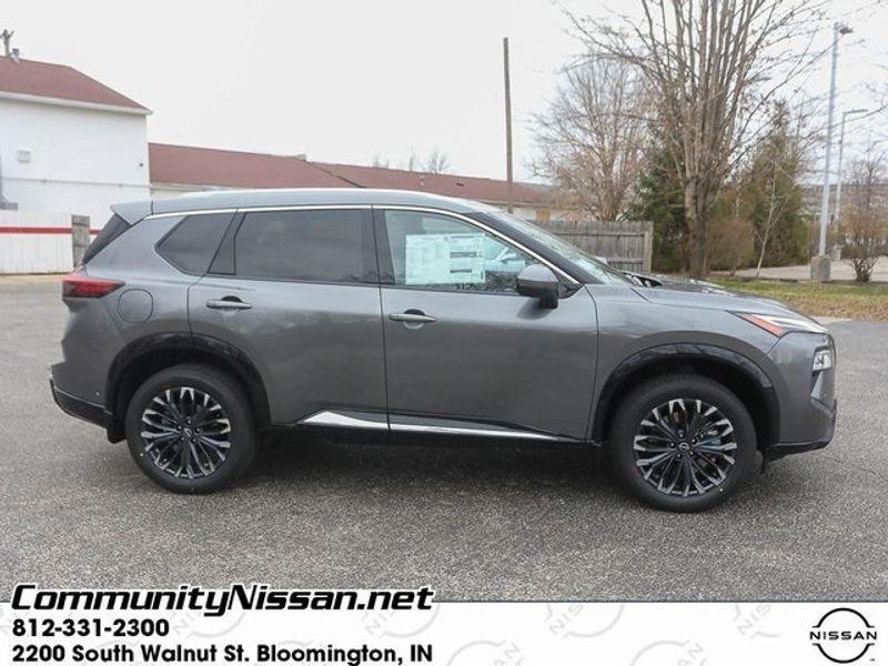 new 2025 Nissan Rogue car, priced at $44,957