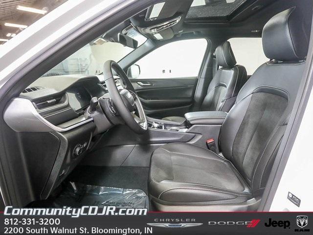 new 2025 Jeep Grand Cherokee car, priced at $46,055