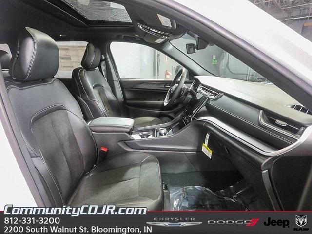 new 2025 Jeep Grand Cherokee car, priced at $46,055