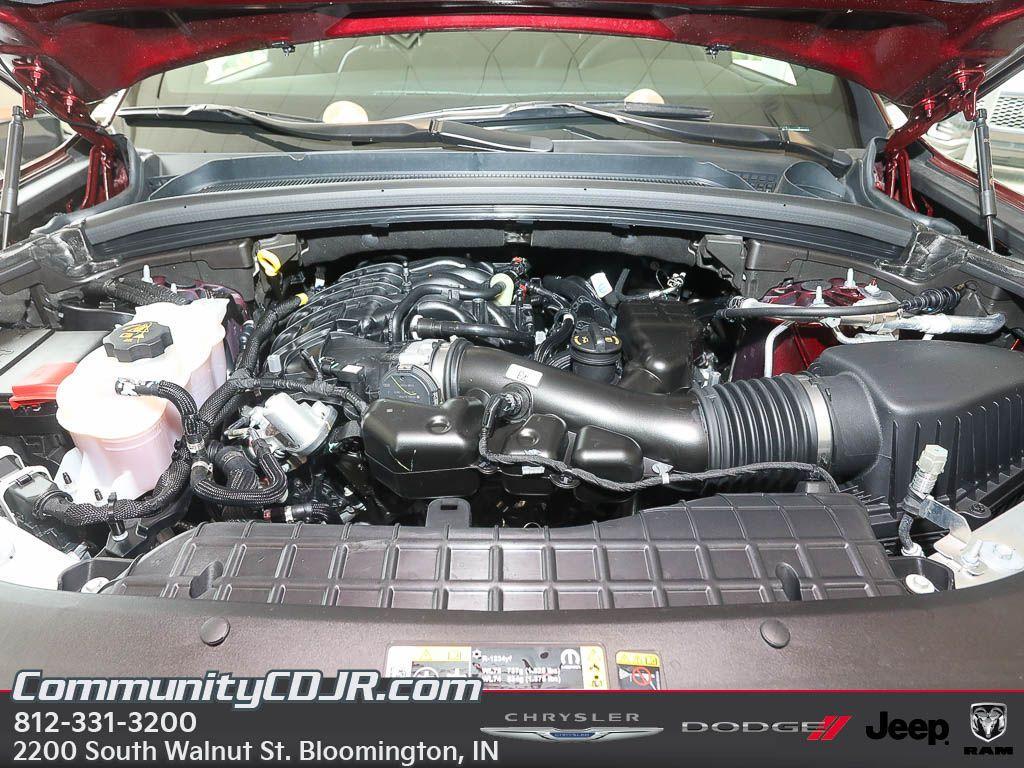 new 2025 Jeep Grand Cherokee car, priced at $48,972