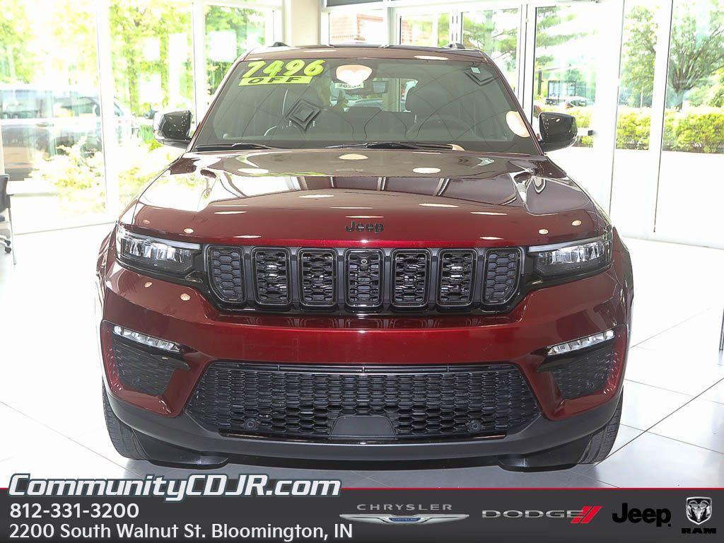 new 2025 Jeep Grand Cherokee car, priced at $48,972