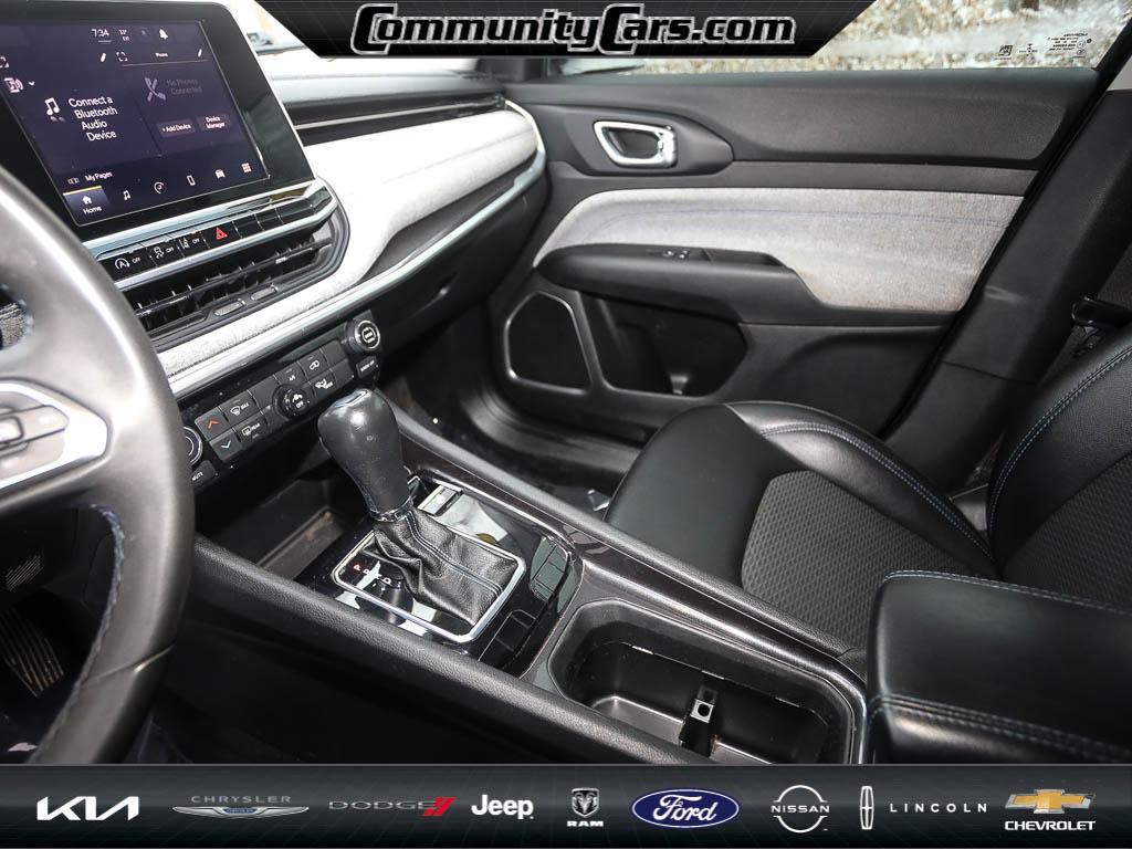 used 2022 Jeep Compass car, priced at $15,300