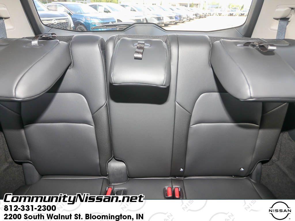 new 2025 Nissan Pathfinder car, priced at $40,904