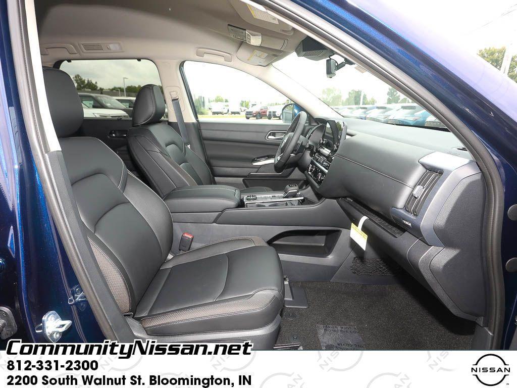 new 2025 Nissan Pathfinder car, priced at $43,904