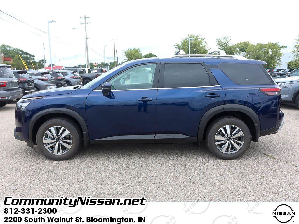 new 2025 Nissan Pathfinder car, priced at $43,904