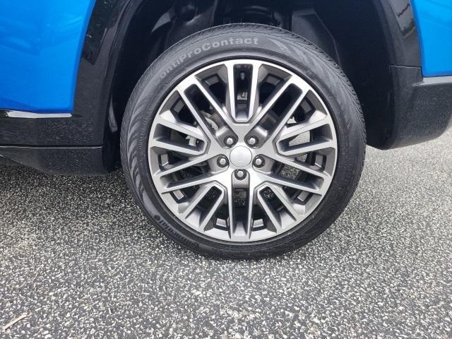 used 2022 Jeep Compass car, priced at $23,378