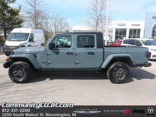 new 2024 Jeep Gladiator car, priced at $49,704