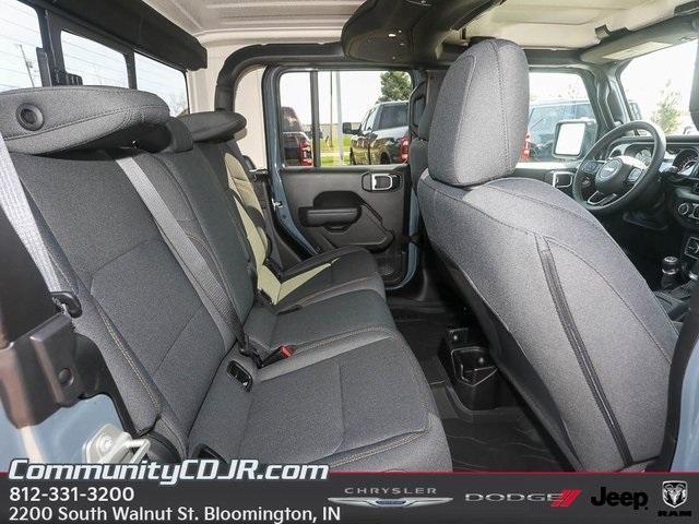 new 2024 Jeep Gladiator car, priced at $49,704