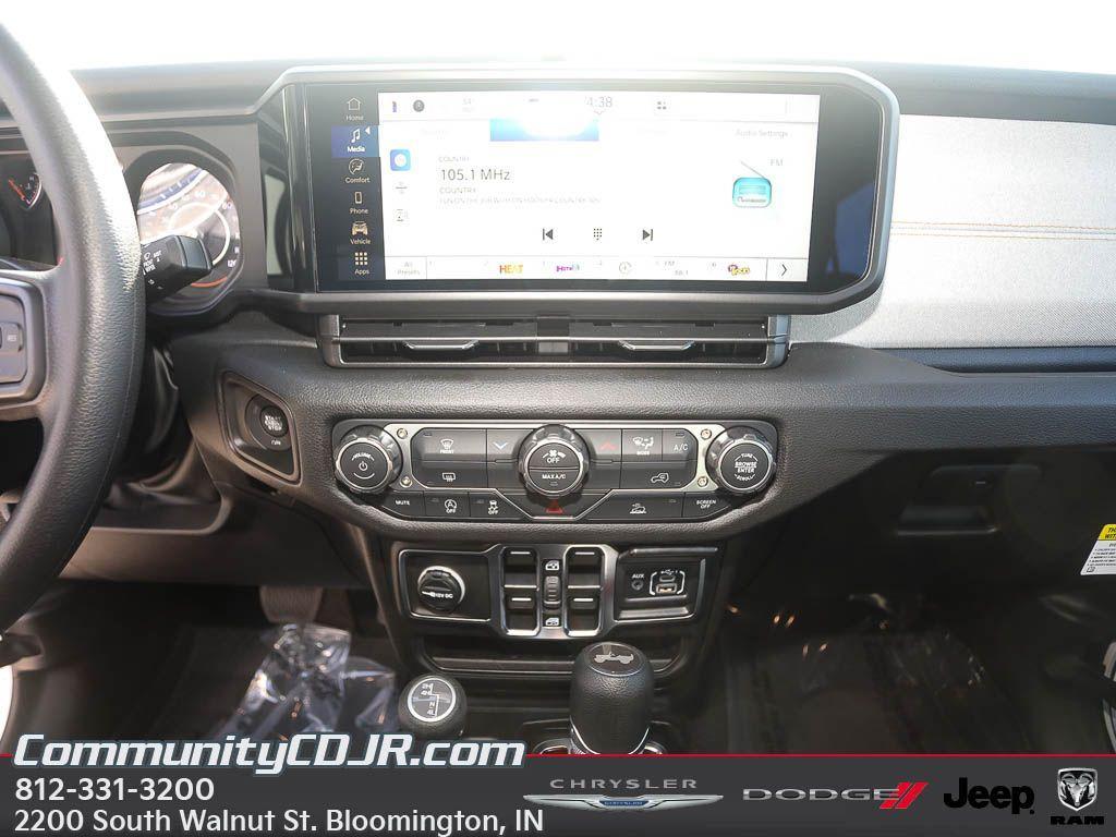 new 2026 Jeep Wrangler car, priced at $42,515