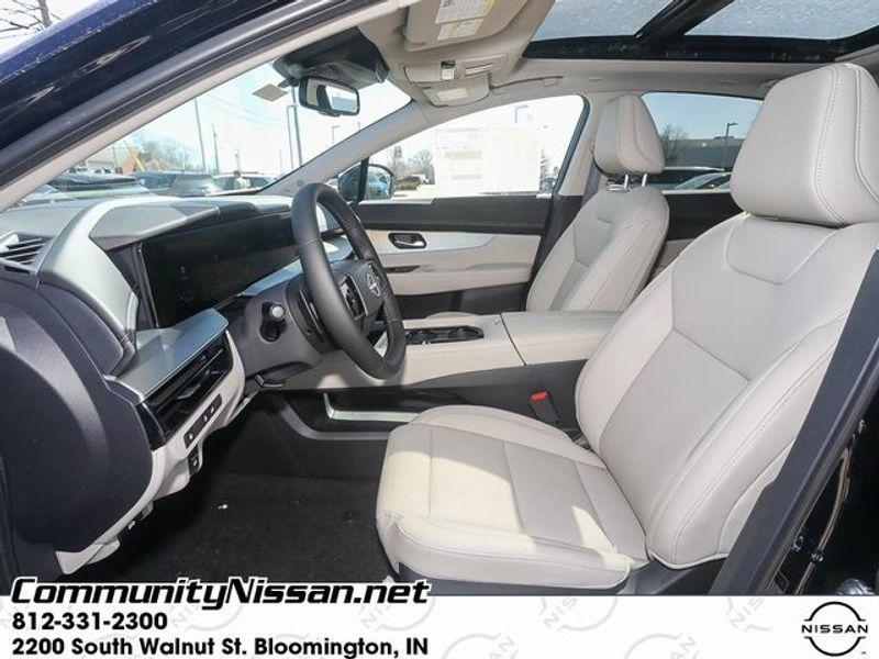 new 2025 Nissan Murano car, priced at $45,945