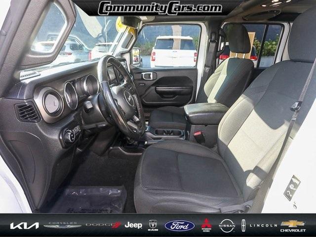 used 2021 Jeep Gladiator car, priced at $32,400