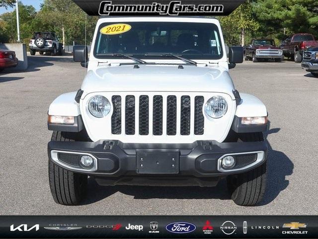 used 2021 Jeep Gladiator car, priced at $32,400