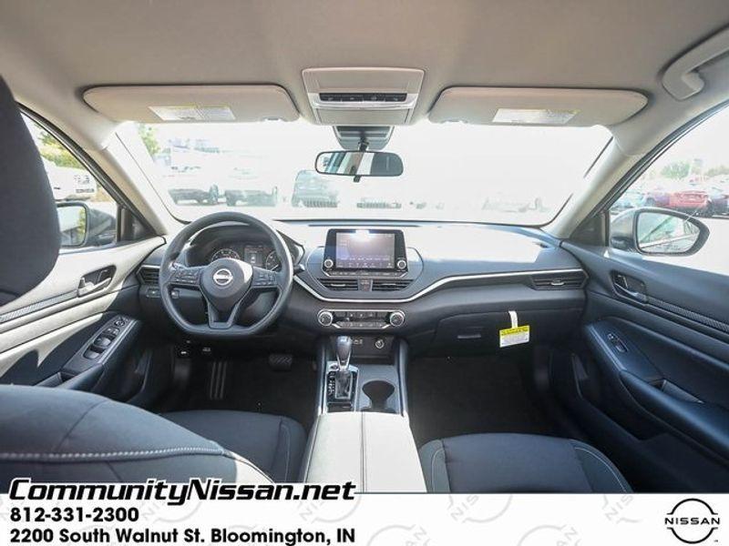 new 2025 Nissan Altima car, priced at $26,622