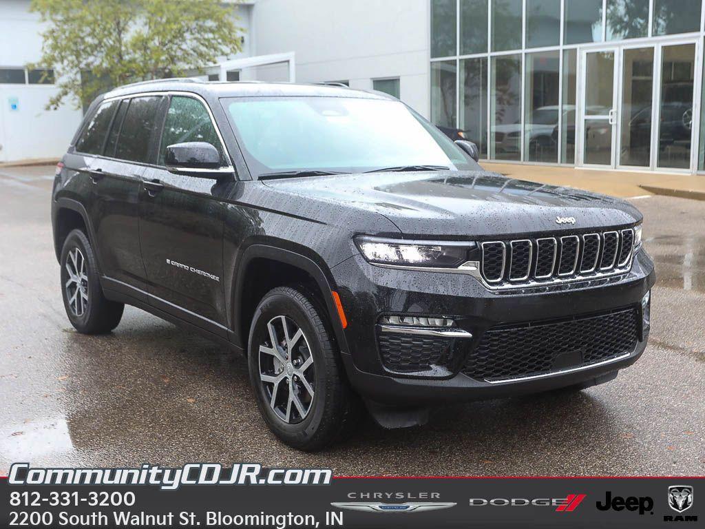new 2025 Jeep Grand Cherokee car, priced at $42,141