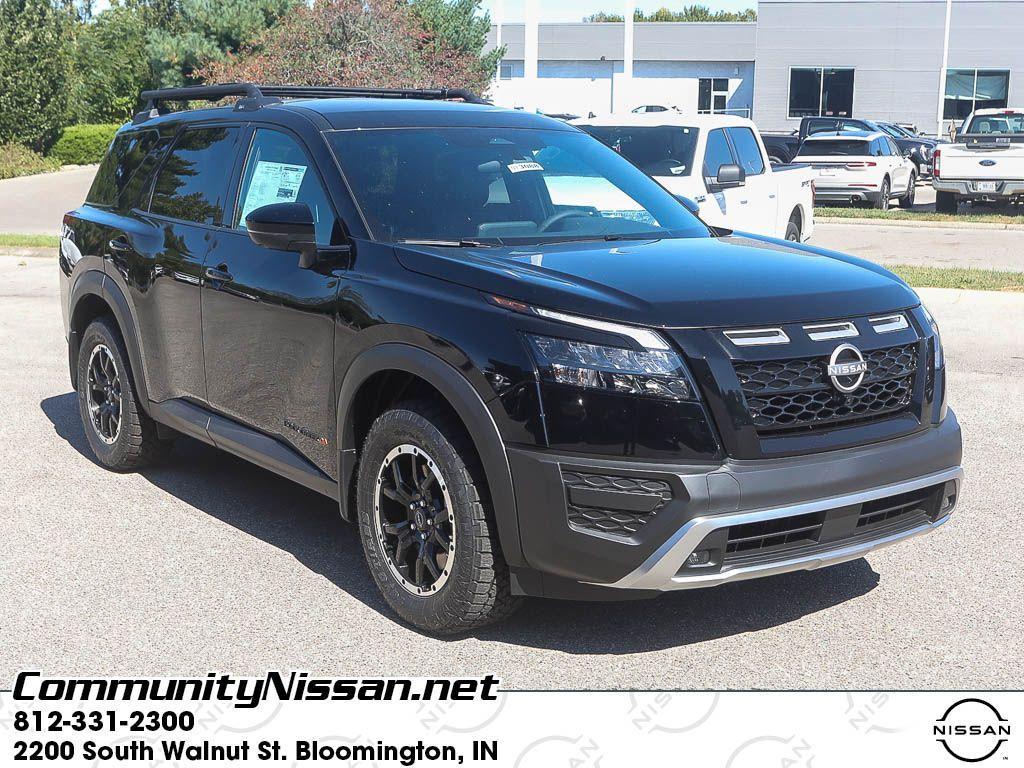 new 2025 Nissan Pathfinder car, priced at $40,748