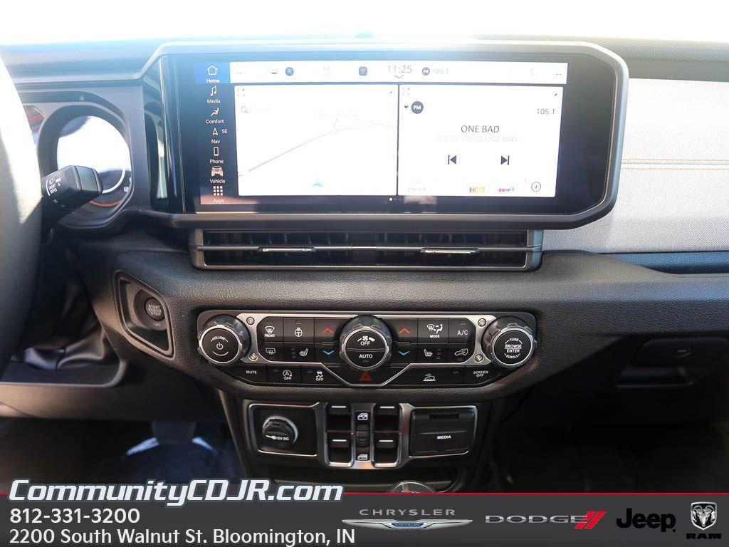 new 2025 Jeep Gladiator car, priced at $49,500