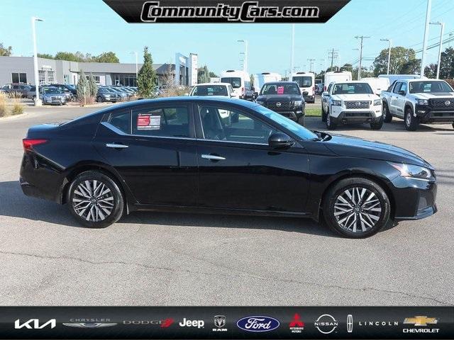 used 2023 Nissan Altima car, priced at $24,100