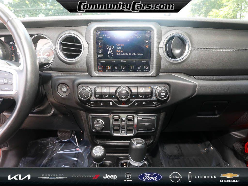 used 2022 Jeep Wrangler Unlimited car, priced at $38,000