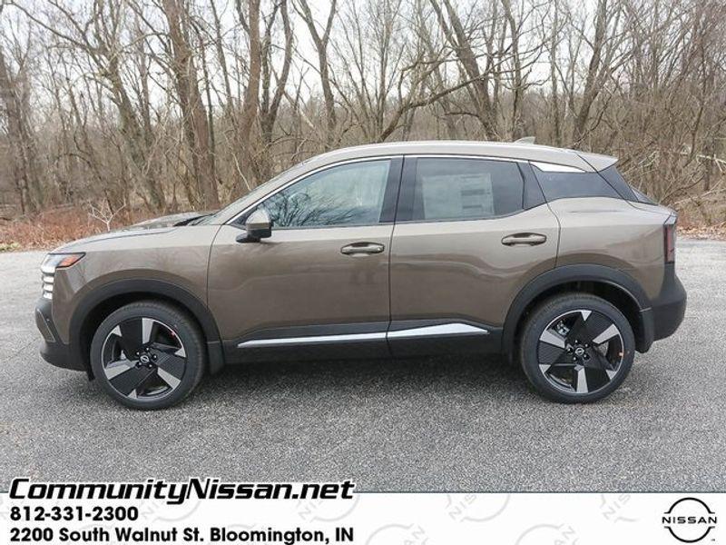 new 2025 Nissan Kicks car, priced at $29,610