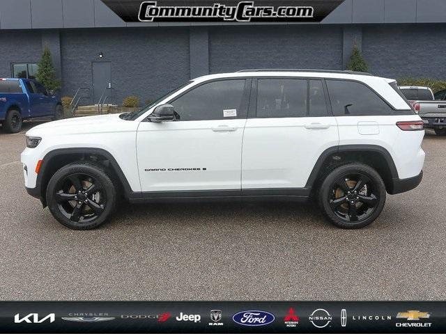 used 2023 Jeep Grand Cherokee car, priced at $35,600