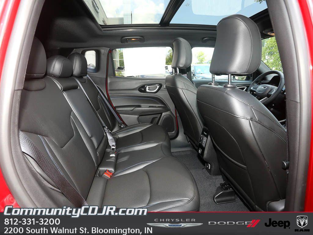 new 2025 Jeep Compass car, priced at $39,000