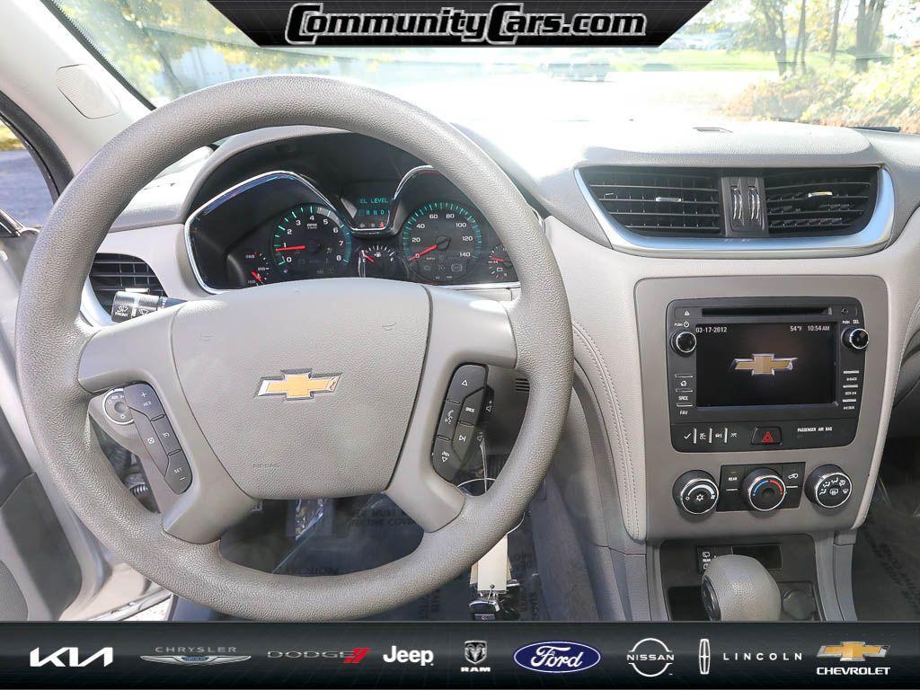 used 2017 Chevrolet Traverse car, priced at $11,500