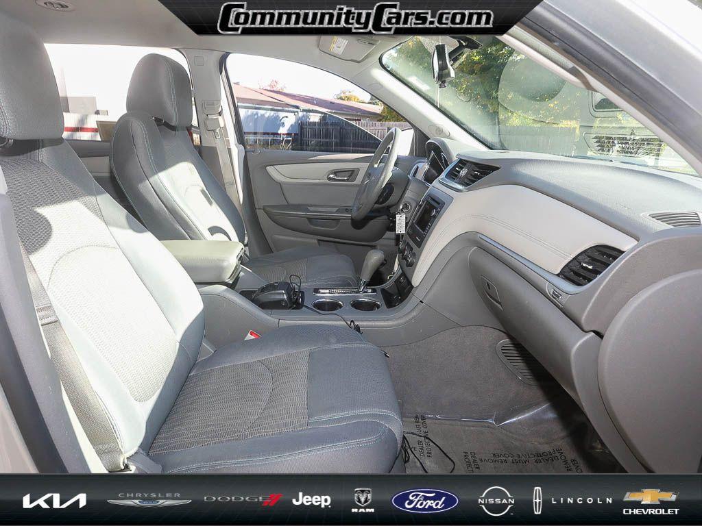 used 2017 Chevrolet Traverse car, priced at $11,500