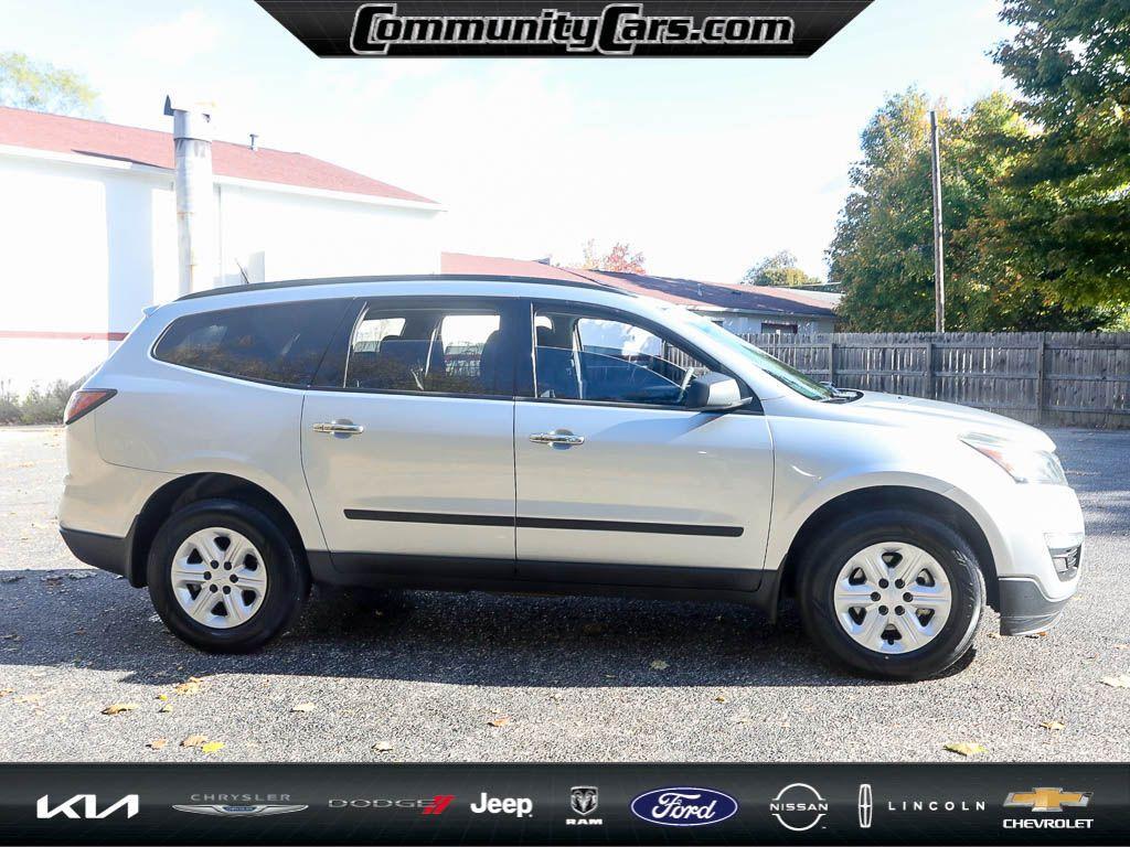 used 2017 Chevrolet Traverse car, priced at $11,500