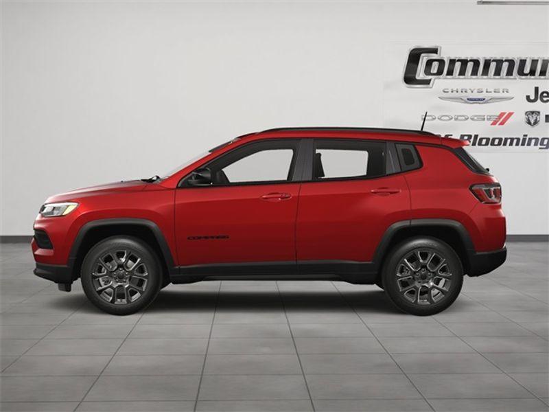 new 2025 Jeep Compass car, priced at $32,000
