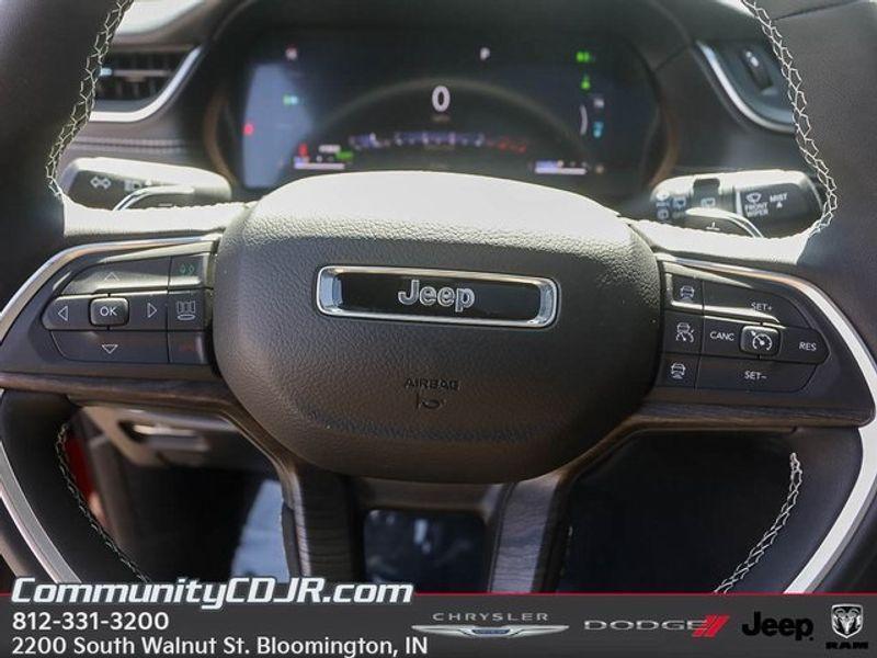 new 2025 Jeep Grand Cherokee 4xe car, priced at $65,575