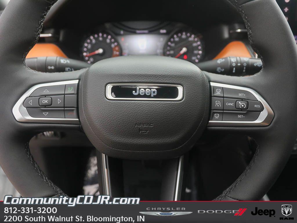 new 2025 Jeep Compass car, priced at $31,649