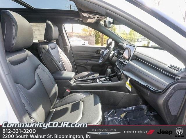 new 2025 Jeep Compass car, priced at $35,835
