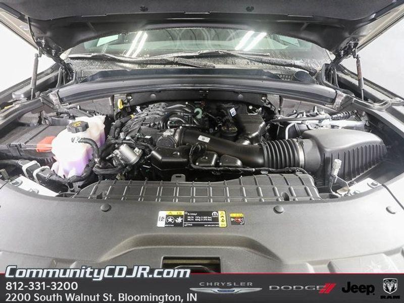 new 2025 Jeep Grand Cherokee car, priced at $42,220