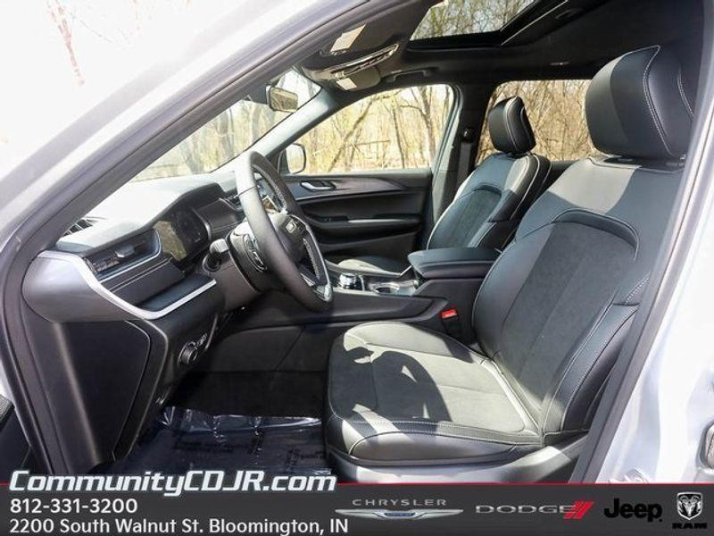 new 2025 Jeep Grand Cherokee L car, priced at $49,375