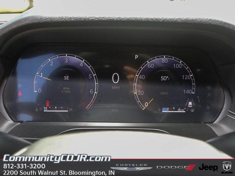 new 2025 Jeep Grand Cherokee L car, priced at $49,375