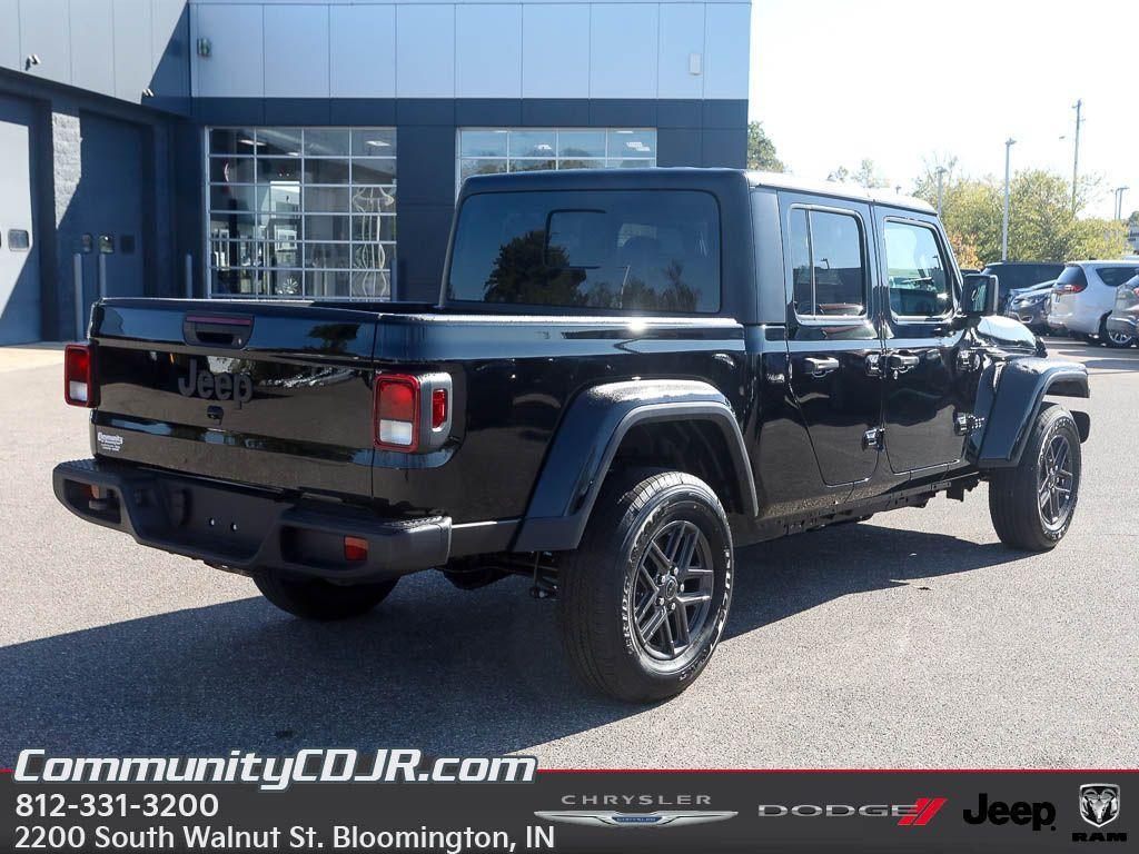 new 2025 Jeep Gladiator car, priced at $48,500