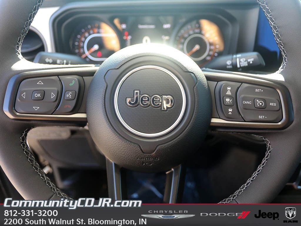 new 2025 Jeep Gladiator car, priced at $48,500