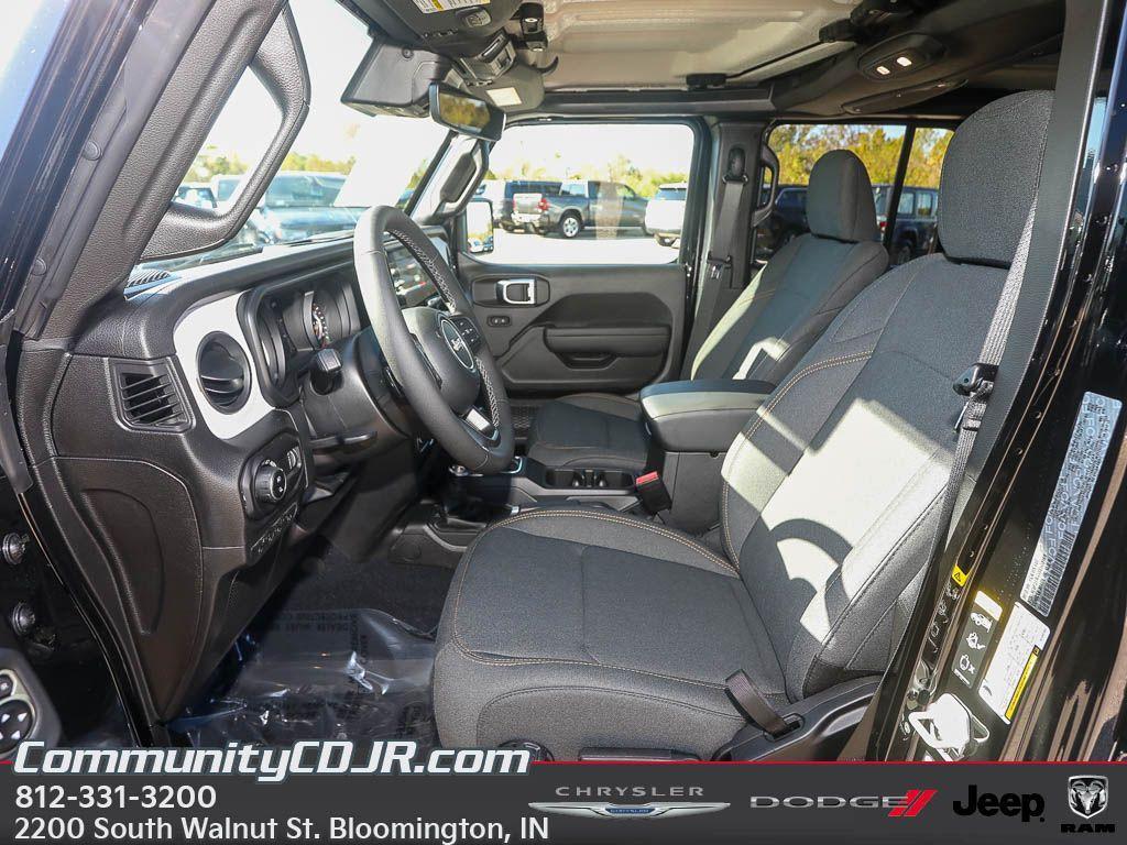 new 2025 Jeep Gladiator car, priced at $48,500