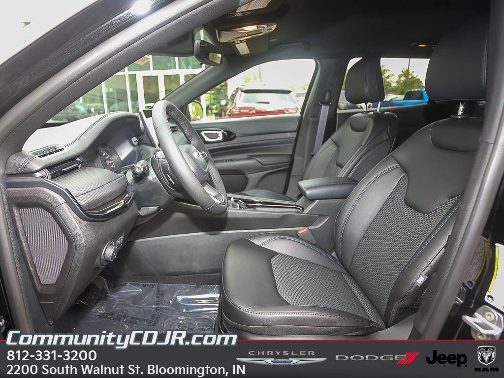new 2025 Jeep Compass car, priced at $29,517