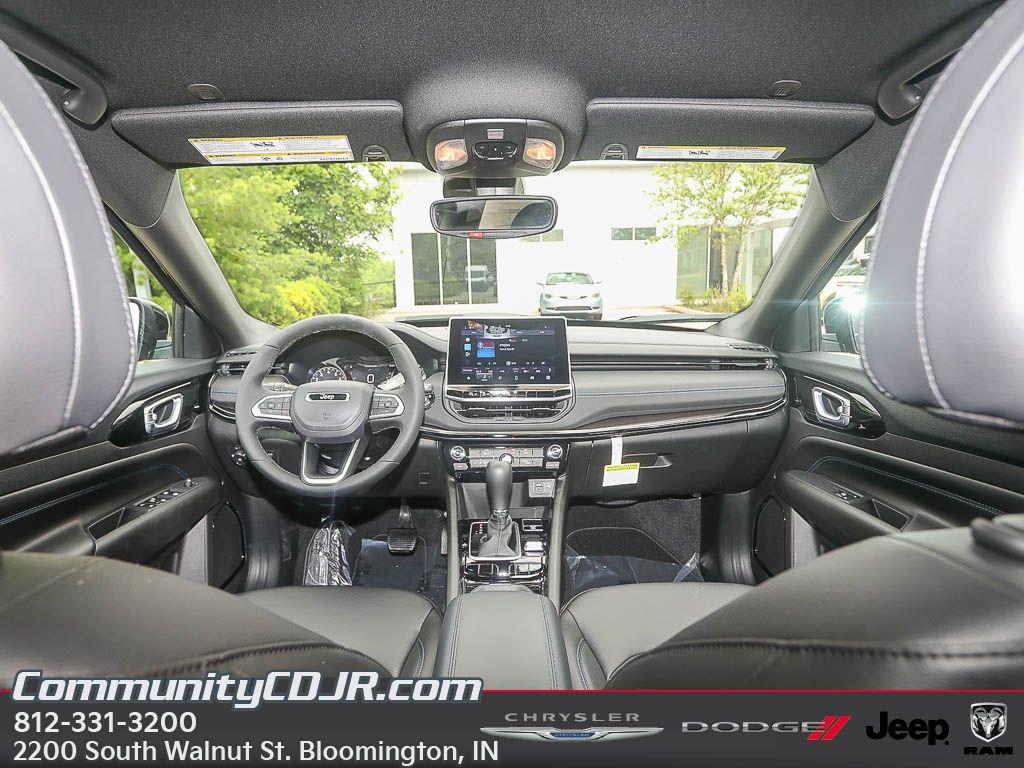 new 2025 Jeep Compass car, priced at $29,517