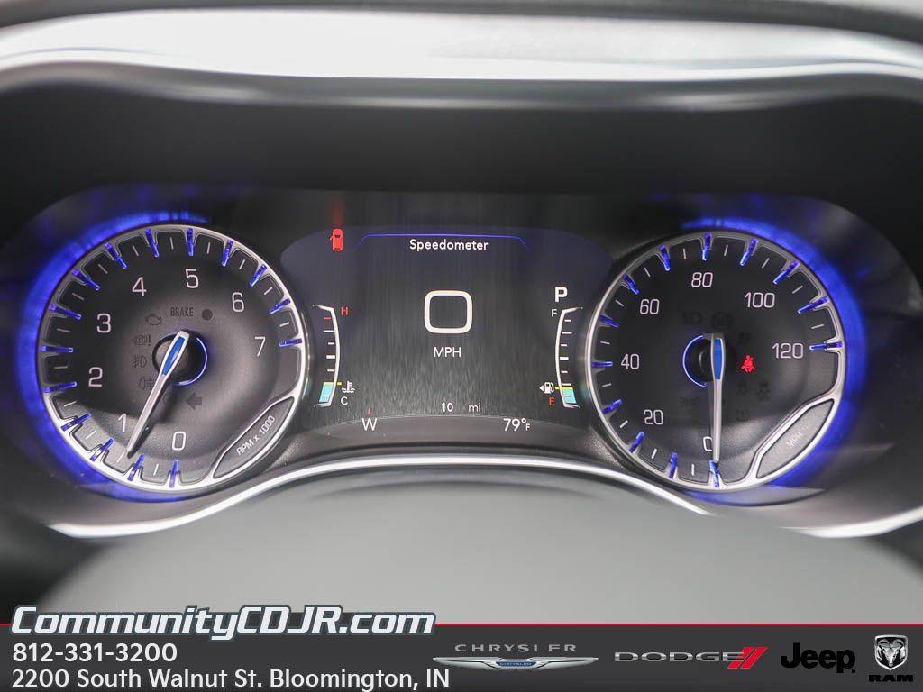 new 2025 Chrysler Pacifica car, priced at $47,771