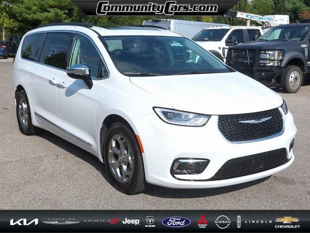 used 2023 Chrysler Pacifica car, priced at $39,000