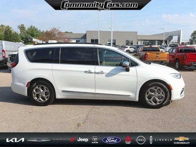 used 2023 Chrysler Pacifica car, priced at $39,000