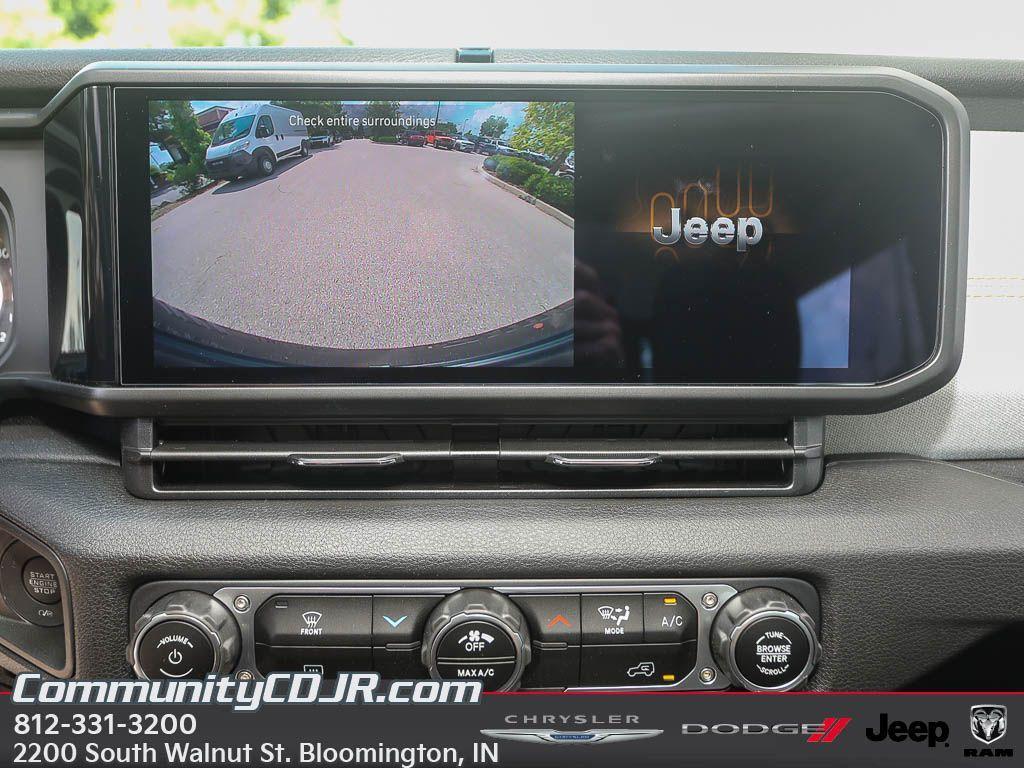 new 2025 Jeep Wrangler car, priced at $36,423