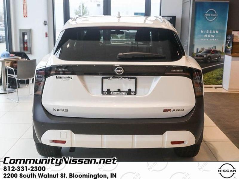 new 2025 Nissan Kicks car, priced at $29,388