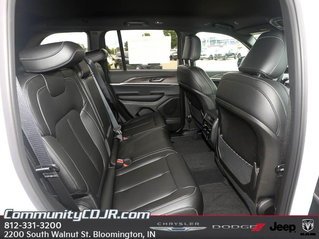 new 2025 Jeep Grand Cherokee car, priced at $48,350