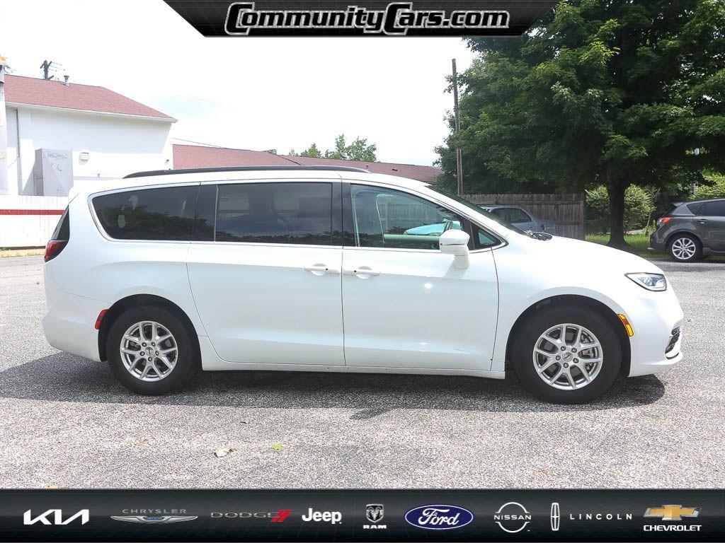 used 2022 Chrysler Pacifica car, priced at $27,214