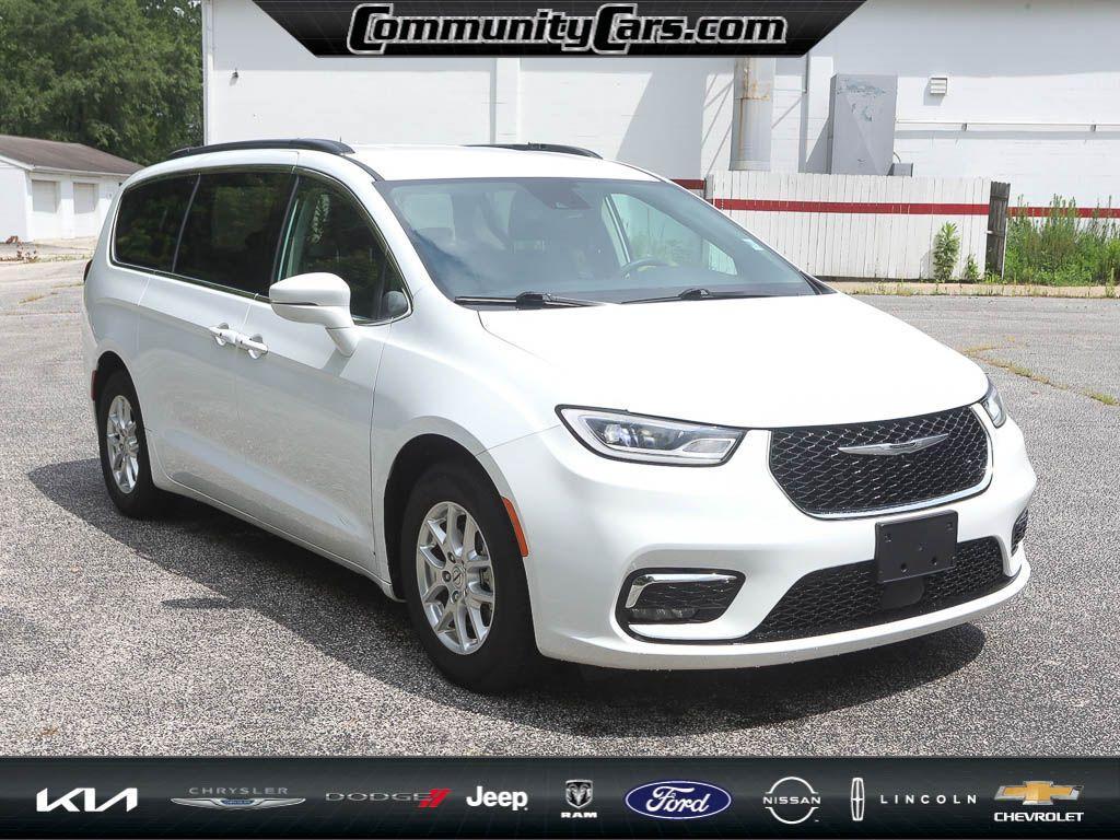 used 2022 Chrysler Pacifica car, priced at $27,214