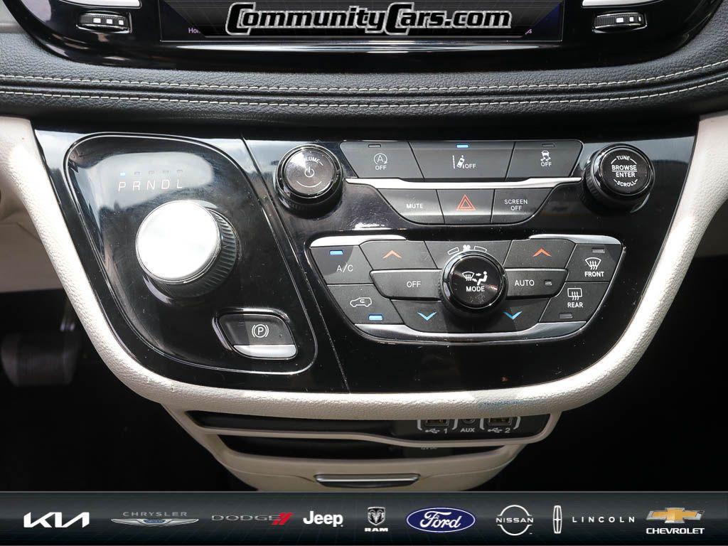 used 2022 Chrysler Pacifica car, priced at $27,214
