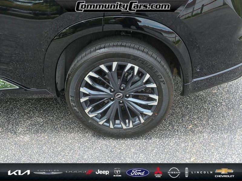 used 2024 Nissan Rogue car, priced at $36,993
